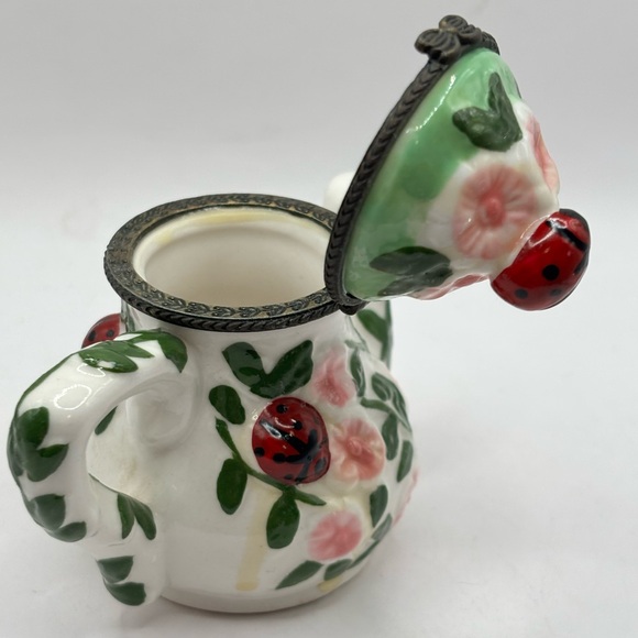 Retro Trinket Box Teapot Ladybug Floral Motif Keepsake 3.5"H x3W Floral Teapot - Picture 8 of 13